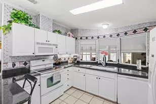 8498 Labelia Ct, Port Saint Lucie, FL 34952 - Photo 13