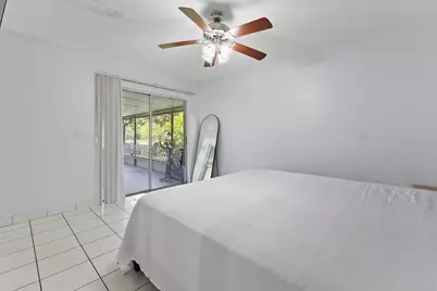 276 NE Summer Road, Port Saint Lucie, FL 34983 - Photo 9
