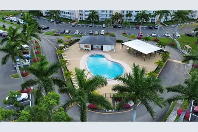 2036 Cornwall B #2036, Boca Raton, FL 33434 - Photo 9