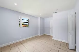 4401 NW 33rd St, Lauderdale Lakes, FL 33319 - Photo 23