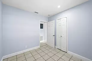 4401 NW 33rd St, Lauderdale Lakes, FL 33319 - Photo 17