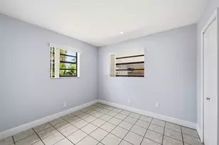 4401 NW 33rd St, Lauderdale Lakes, FL 33319 - Photo 21