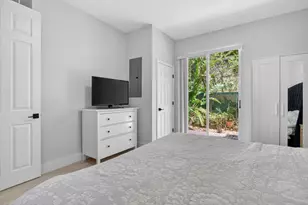 2457 NE 14th St, Pompano Beach, FL 33062 - Photo 25