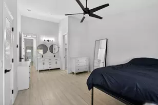 2457 NE 14th St, Pompano Beach, FL 33062 - Photo 23