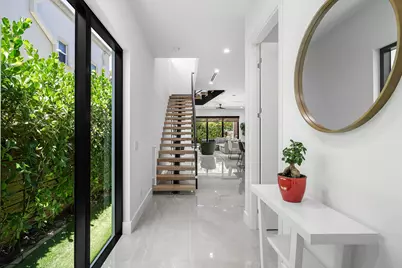 1123 NE 12th Avenue #A, Fort Lauderdale, FL 33304 - Photo 9