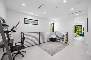 1123 NE 12th Ave, Fort Lauderdale, FL 33304 - Photo 23