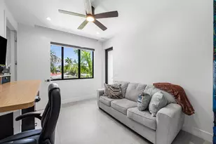 1123 NE 12th Ave, Fort Lauderdale, FL 33304 - Photo 41