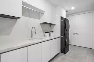 87 Isle of Venice Dr, Fort Lauderdale, FL 33301 - Photo 27