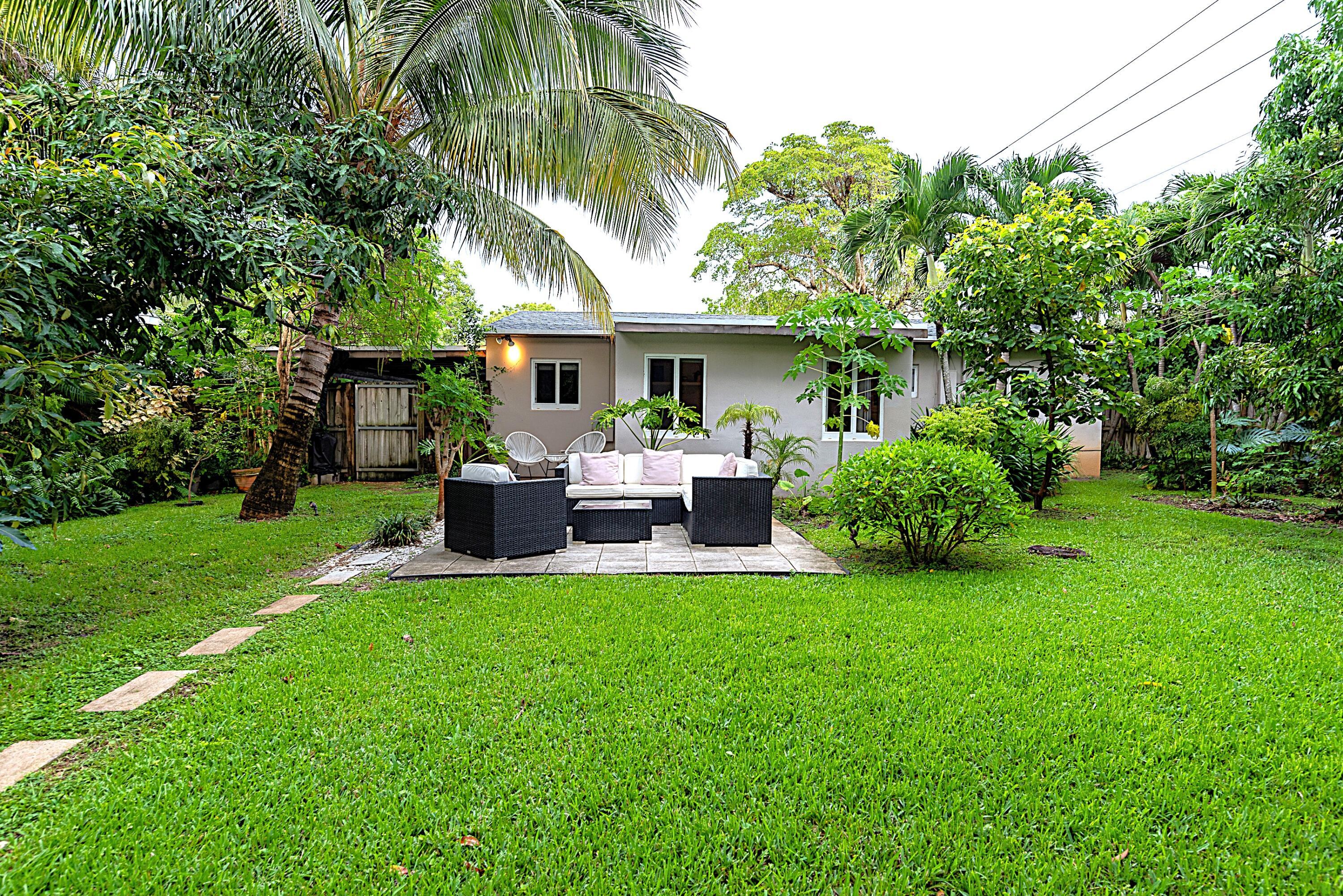 1401 NE 17th Way - 1401 NE 17th Way, Fort Lauderdale, FL 33304 Luxury Property | Jose Angel Pina