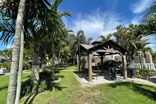 229 SE 1st Ave, Boynton Beach, FL 33435 - Photo 13