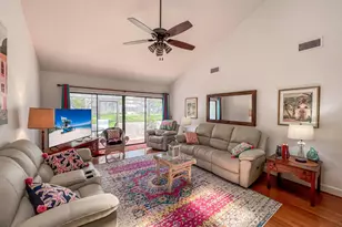56 Edinburgh Dr, Palm Beach Gardens, FL 33418 - Photo 3