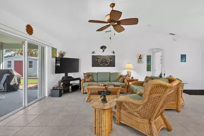 1802 SE Camden Street, Port Saint Lucie, FL 34952 - Photo 7