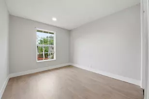7318 NW 75th St, Tamarac, FL 33321 - Photo 19
