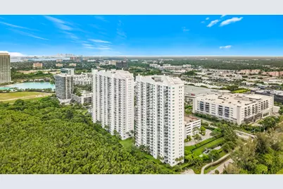 14951 Royal Oaks Lane #505, North Miami, FL 33181 - Photo 21