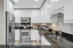 702 St Albans Dr, Boca Raton, FL 33486 - Photo 7