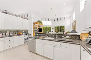 6533 Somerset Cir, Boca Raton, FL 33496 - Photo 15