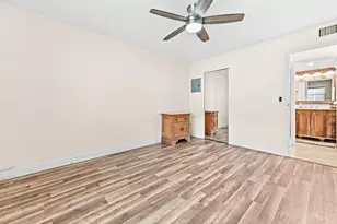 205 Flanders E, Delray Beach, FL 33484 - Photo 13
