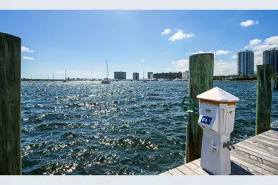 11335 Twelve Oaks Way, North Palm Beach, FL 33408 - Photo 21