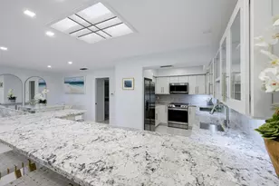 11335 12 Oaks Way, North Palm Beach, FL 33408 - Photo 7