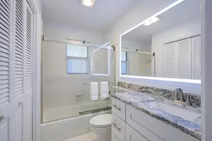 11335 12 Oaks Way, North Palm Beach, FL 33408 - Photo 9