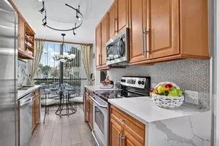 2805 Bridgewood Dr, Boca Raton, FL 33434 - Photo 15