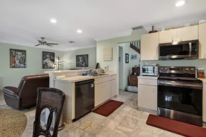 5525 NW 54th Circle, Coconut Creek, FL 33073 - Photo 7