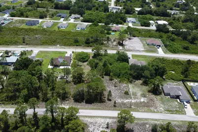 518 Cottonwood Avenue S, Lehigh Acres, FL 33974 - Photo 7