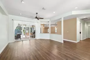 1024 SW Catalina St, Palm City, FL 34990 - Photo 9