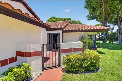 10546 Beach Palm Court #B, Boynton Beach, FL 33437 - Photo 3