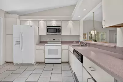 10546 Beach Palm Court #B, Boynton Beach, FL 33437 - Photo 9