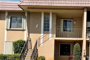 197 Lakeview Dr, Weston, FL 33326 - Photo 1