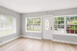 1905 Monroe St, Hollywood, FL 33020 - Photo 3