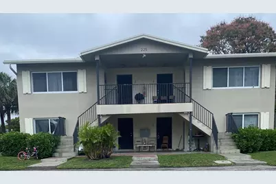 225 SW 7th Street #101, Boca Raton, FL 33432 - Photo 1