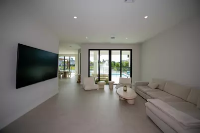 5746 Ashwood Circle W, Hollywood, FL 33312 - Photo 45