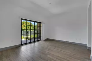 540 NE 14th Ct, Fort Lauderdale, FL 33304 - Photo 5