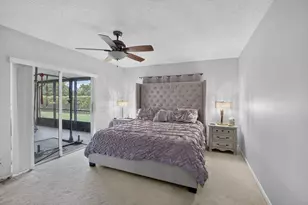 20974 Concord Green Dr E, Boca Raton, FL 33433 - Photo 23