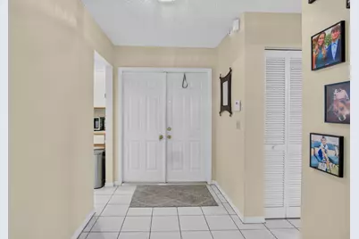 20974 Concord Green Drive E, Boca Raton, FL 33433 - Photo 7
