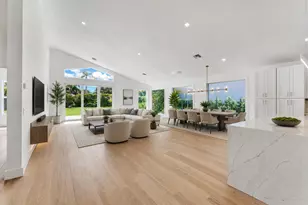13878 Palm Grove Pl, Palm Beach Gardens, FL 33418 - Photo 1