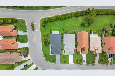 13878 Palm Grove Place, Palm Beach Gardens, FL 33418 - Photo 57