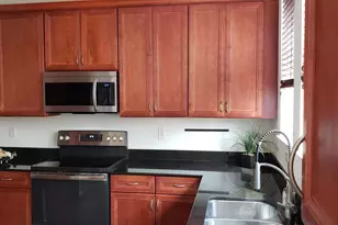 447 Corte Madera Ln, West Palm Beach, FL 33401 - Photo 9