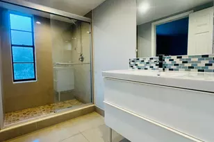 9235 SW 8th St, Boca Raton, FL 33428 - Photo 9