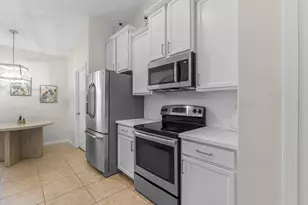 8110 Westfield Cir, Vero Beach, FL 32966 - Photo 11