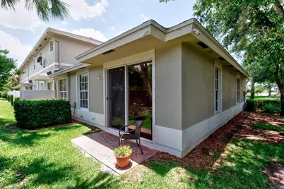 9975 E Villa Circle, Vero Beach, FL 32966 - Photo 13