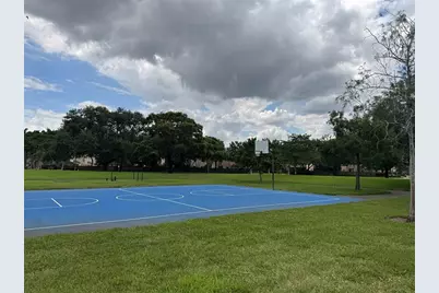 1020 NW 107th Avenue, Plantation, FL 33322 - Photo 33