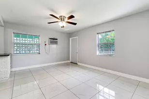 1406 NW 11th St, Fort Lauderdale, FL 33311 - Photo 5
