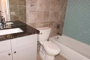 1550 NE 34th Ct, Oakland Park, FL 33334 - Photo 7