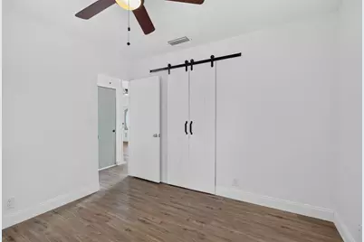 540 NE 61st Street, Oakland Park, FL 33334 - Photo 17