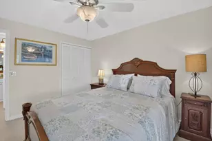 323 Capri G, Delray Beach, FL 33484 - Photo 11
