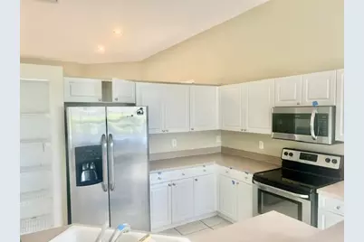 7586 NW 60th Lane, Parkland, FL 33067 - Photo 11