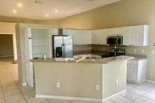 7586 NW 60th Ln, Parkland, FL 33067 - Photo 9
